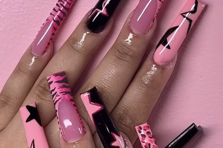 Best 13+ y2k pink nails you must try this year